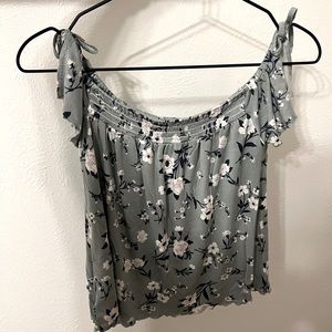 American Eagle off the shoulder top
